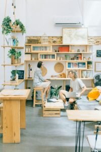 Samenwerken met ondernemers: kerstacties die lokaal scoren